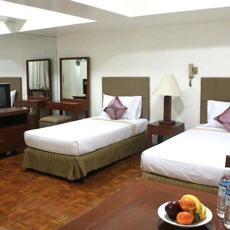 Hotel Perla Mansion Makati City Zewnętrze zdjęcie
