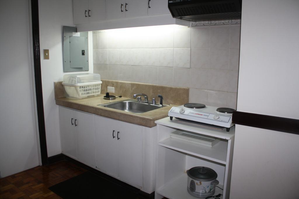 Hotel Perla Mansion Makati City Zewnętrze zdjęcie