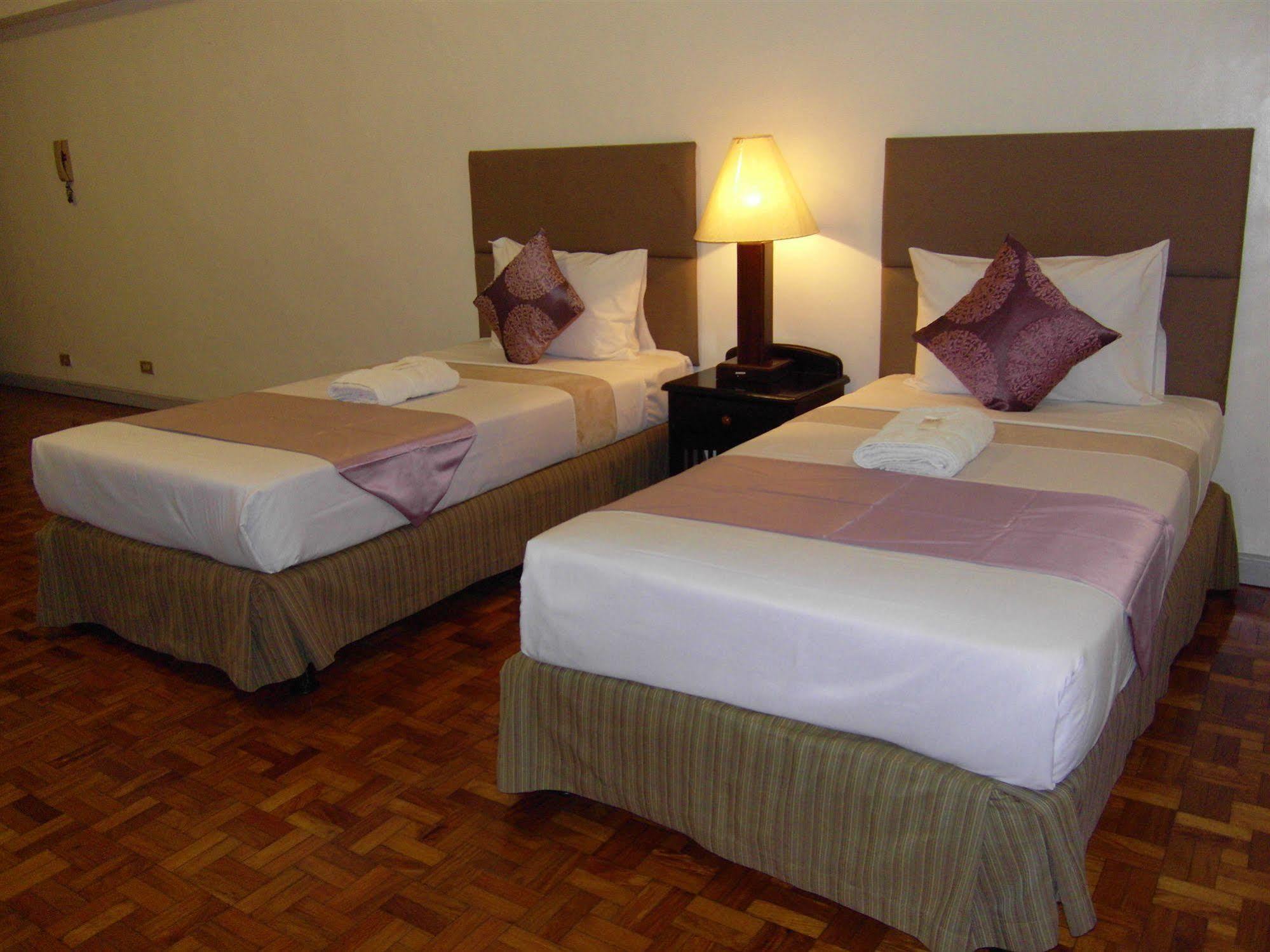 Hotel Perla Mansion Makati City Zewnętrze zdjęcie