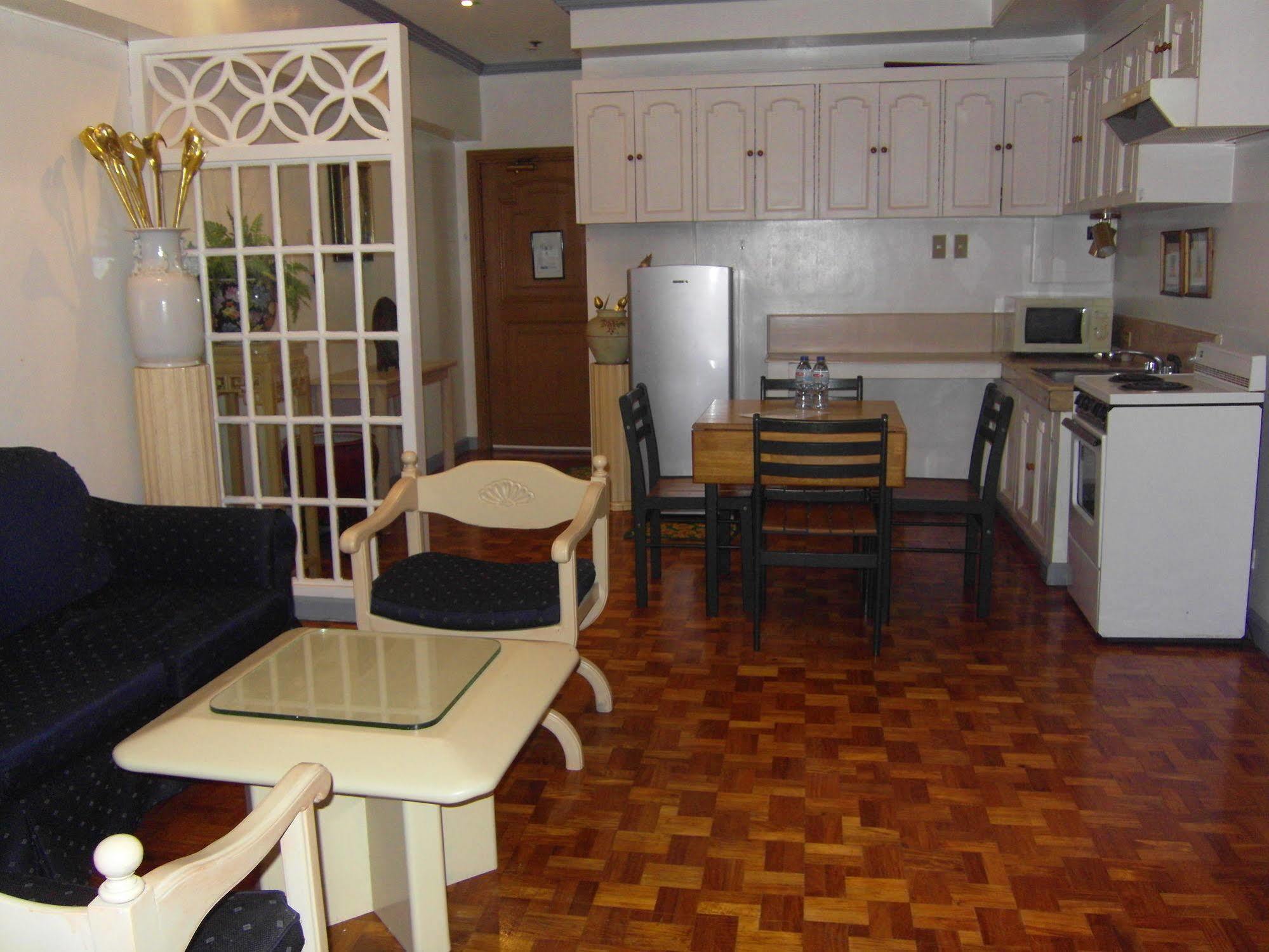 Hotel Perla Mansion Makati City Zewnętrze zdjęcie