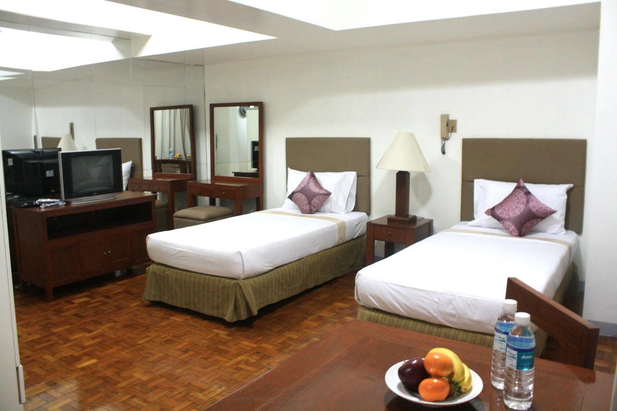 Hotel Perla Mansion Makati City Zewnętrze zdjęcie