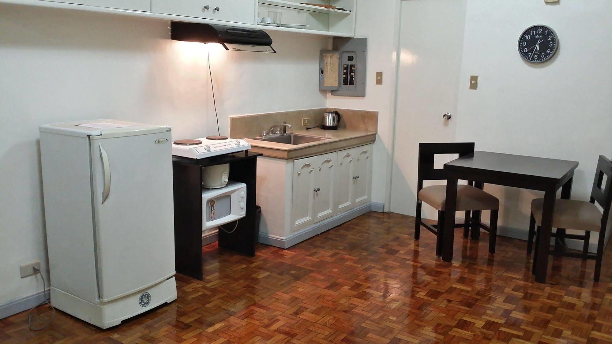 Hotel Perla Mansion Makati City Zewnętrze zdjęcie